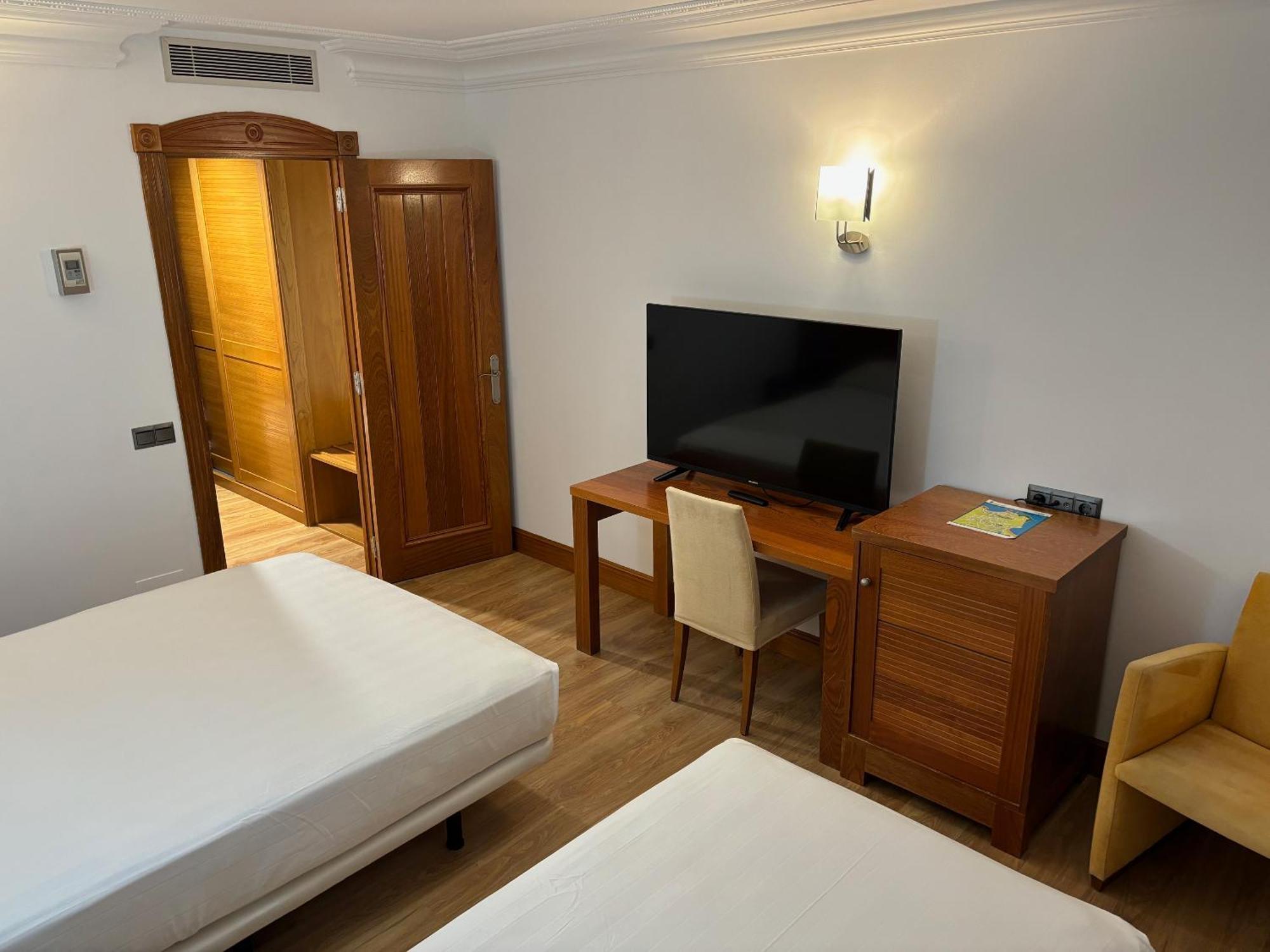 Gran Hotel Liber & Spa Playa Golf Ноха Екстер'єр фото