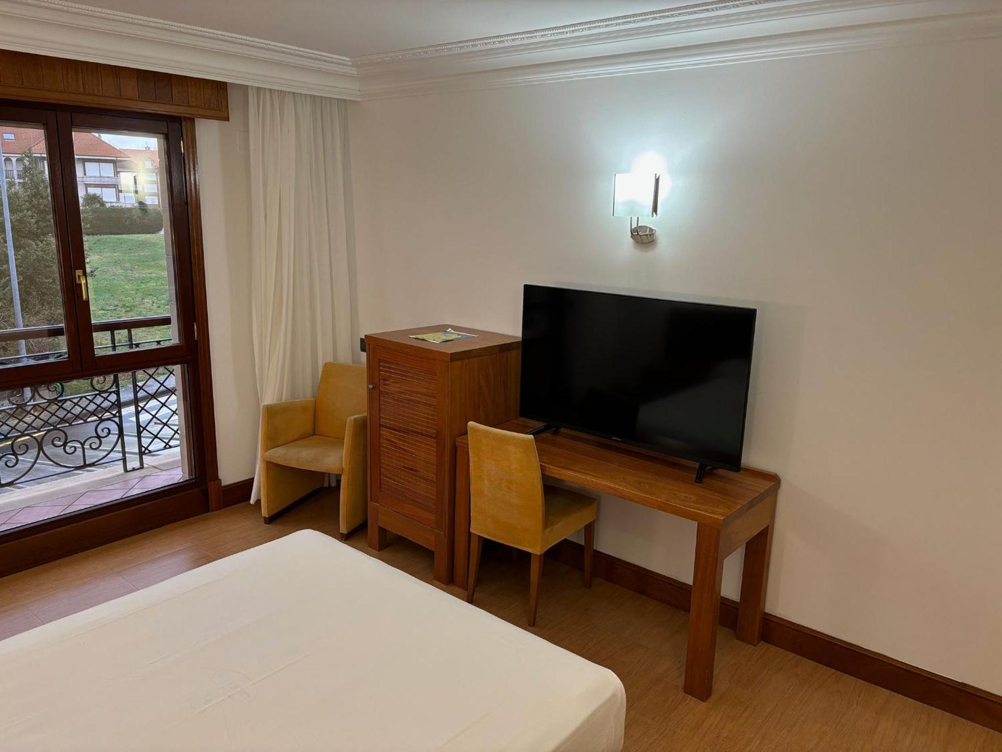 Gran Hotel Liber & Spa Playa Golf Ноха Екстер'єр фото